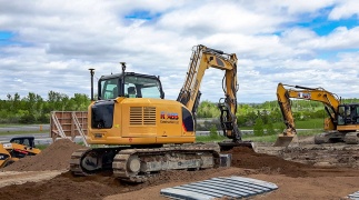 Contractor preps site for large auto mall